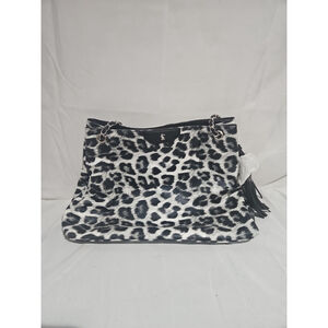Snow Leopard SNOB ESSENTIALS Purse New Without Tags